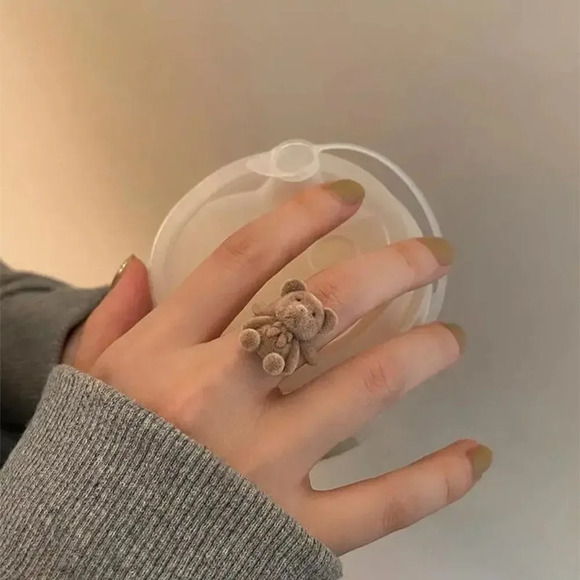 Adjustable Bear Finger Ring - Picture 2 of 8